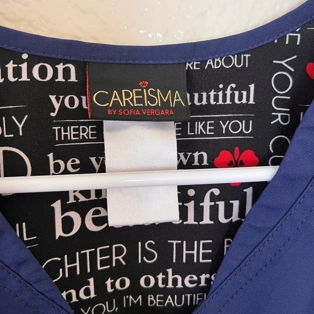 Careisma By sophia vergara Scrub Top - Picture 2 of 6